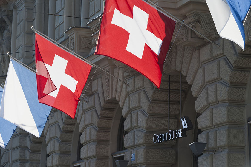Main entrance of Credit Suisse headquarters at Zurich Paradeplatz.